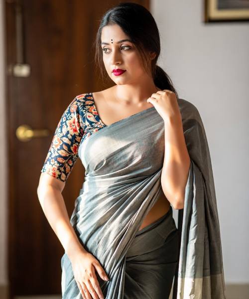 VIP escort in Ahmedabad